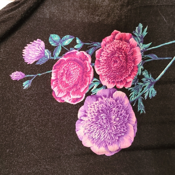 Black Floral Forever 21 Maxi Wrap Dress - Picture 2 of 8